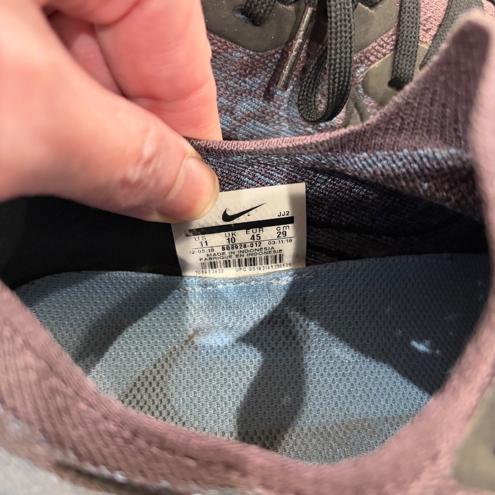 Nike Men’s Blue Epic React Flyknit Sneakers - Picture 4 of 5